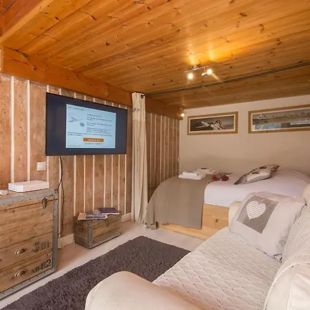 아파트 Sainte-foy-l'argentiere Sleeps 4 T669137